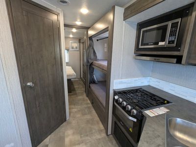 2023 Coachmen Pursuit - Photo 9