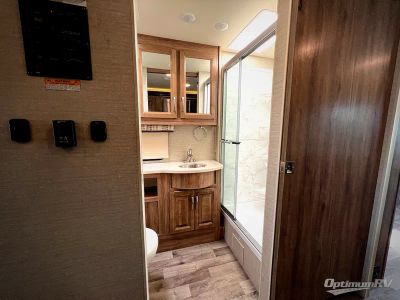 2020 Jayco Precept — photo 21 view