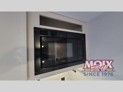 2026 Grand Design Transcend One - Photo 12