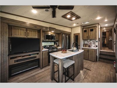 2024 KZ Durango - Photo 49