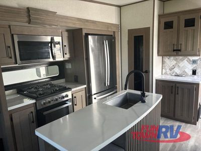 2024 KZ Durango - Photo 17