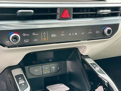2026 Kia Sorento — photo 16 view