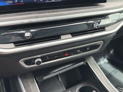 2025 BMW X5 — photo 34 view