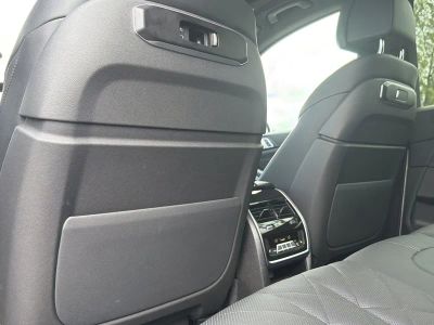 2025 BMW X5 — photo 20 view