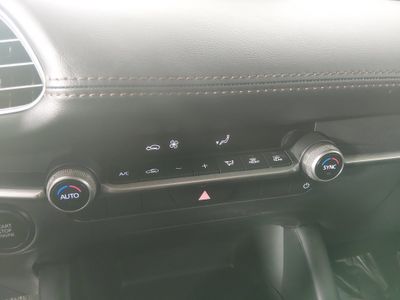 2024 Mazda Mazda3 Hatchback - Photo 17