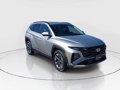 2025 Hyundai Tucson SEL FWD — front three-quarter view