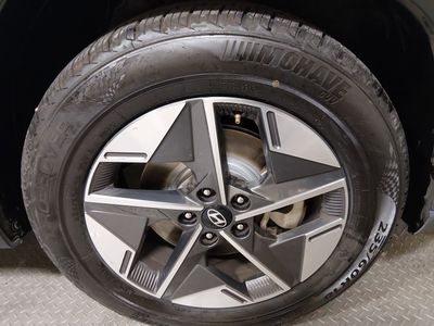 2025 Hyundai Tucson — photo 10 view