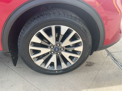2020 Ford Escape - Photo 16