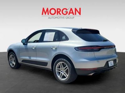 2019 Porsche Macan — interior view