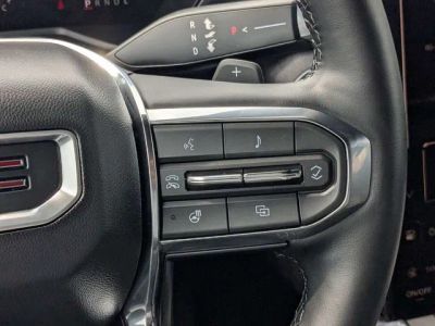 2025 GMC Acadia — photo 24 view