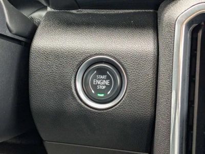 2025 GMC Acadia — photo 30 view