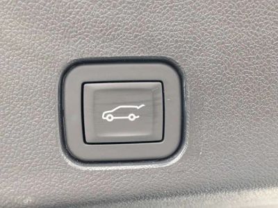 2025 GMC Acadia — photo 12 view