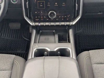 2025 GMC Acadia — photo 18 view