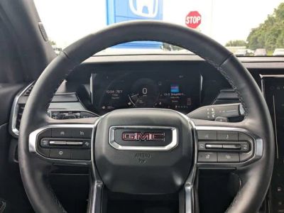 2025 GMC Acadia — photo 22 view