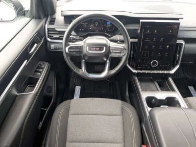 2025 GMC Acadia — photo 15 view