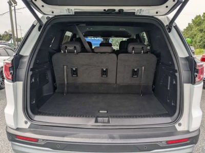 2025 GMC Acadia — photo 11 view