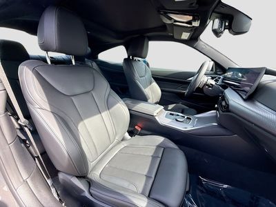 2026 BMW 4 Series — photo 15 view