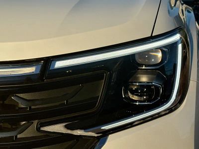 2026 Volkswagen Atlas — photo 9 view