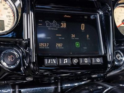 2017 Indian Motorcycle Roadmaster Thunder Black - Photo 22