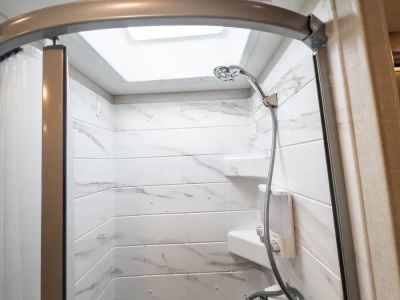 2024 Thor Motor Coach TIBURON - Photo 15