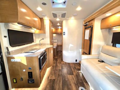 2019 Tiffin WAYFARER - Photo 5