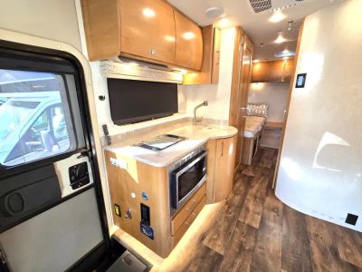 2019 Tiffin WAYFARER - Photo 6