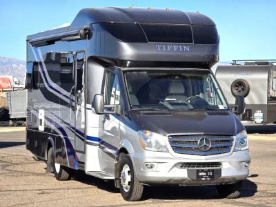 2019 Tiffin WAYFARER - Photo 1