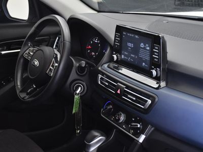 2021 Kia Seltos - Photo 28