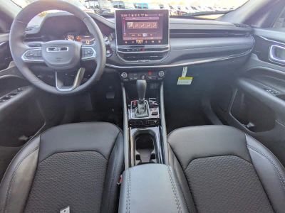 2026 Jeep Compass — photo 13 view