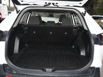 2021 Toyota RAV4 - Photo 16