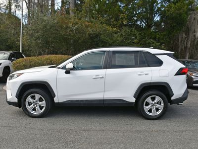 2021 Toyota RAV4 - Photo 2
