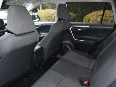 2021 Toyota RAV4 - Photo 14