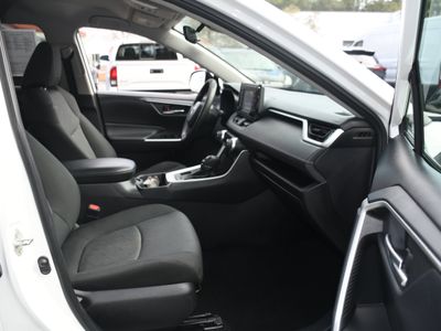 2021 Toyota RAV4 - Photo 19