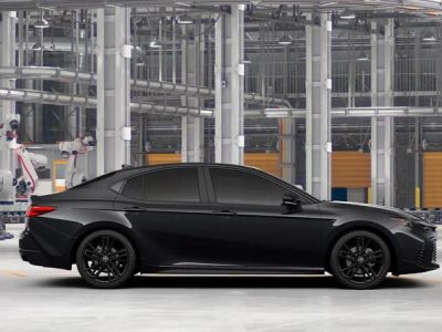 2026 Toyota Camry - Photo 14