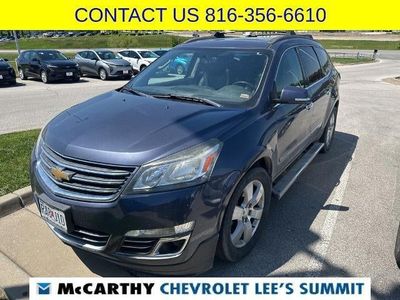 2013 Chevrolet Traverse CV14526 — front three-quarter view