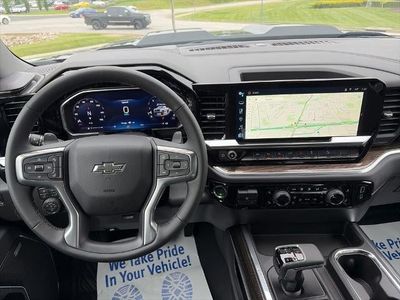 2026 Chevrolet Silverado 1500 — photo 17 view