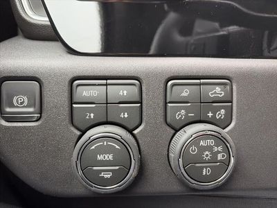 2026 Chevrolet Silverado 1500 — photo 15 view