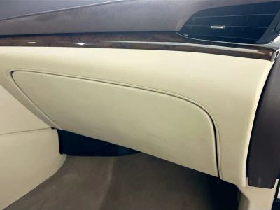 2017 Cadillac Escalade ESV — photo 31 view