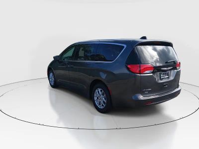 2022 Chrysler Voyager - Photo 5