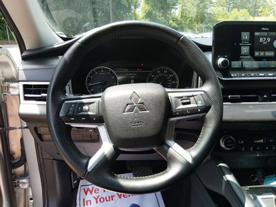 2024 Mitsubishi Outlander - Photo 12