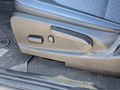 2022 Chevrolet Colorado — photo 21 view