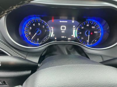 2026 Chrysler Pacifica — photo 10 view