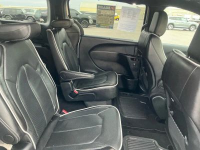 2026 Chrysler Pacifica — photo 19 view