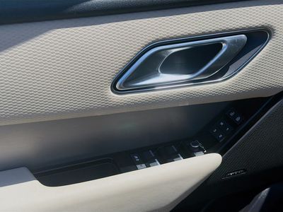 2023 Land Rover Range Rover Velar - Photo 14