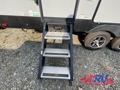 2021 Forest River RV Cherokee Alpha Wolf - Photo 12