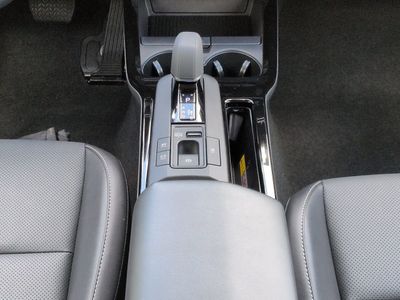 2026 Toyota Prius - Photo 19