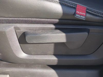 2025 Ram 2500 — photo 21 view