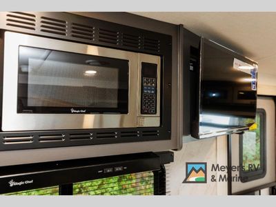 2026 Forest River RV Rockwood Ultra Lite - Photo 13