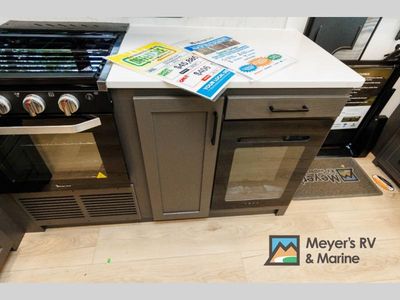 2026 Forest River RV Rockwood Ultra Lite - Photo 18