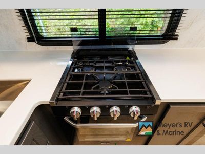 2026 Forest River RV Rockwood Ultra Lite - Photo 11